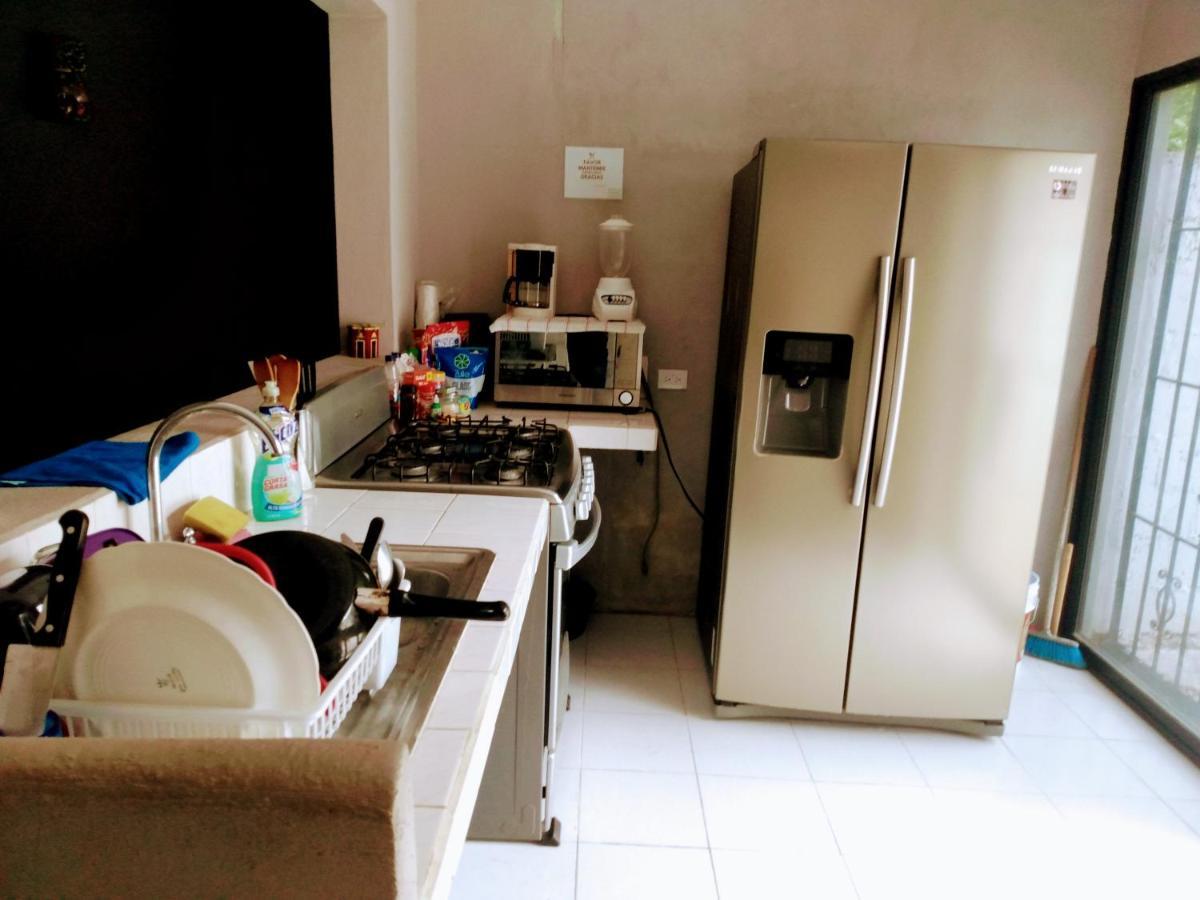 Casa Ixchel - 450M To Downtown, Wifi, Hot Water, Ac Hotel Валядолид Екстериор снимка
